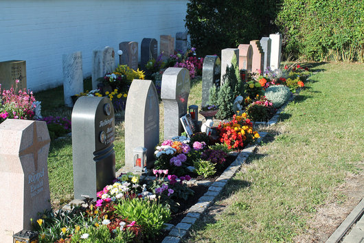 Urnengrabanlage im Friedhof Bad Windsheim Urnengrabanlage im Friedhof Bad Windsheim